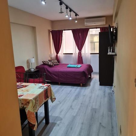 Monoambiente A 300 Metros Del Obelisco Apartment Buenos Aires Luaran gambar